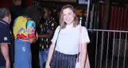 Alice Wegmann aproveita festa de encerramento das gravações de "Órfãos da Terra'' - AgNews