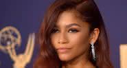 Zendaya posa em tapete vermelho de premiação  - Reprodução/Instagram