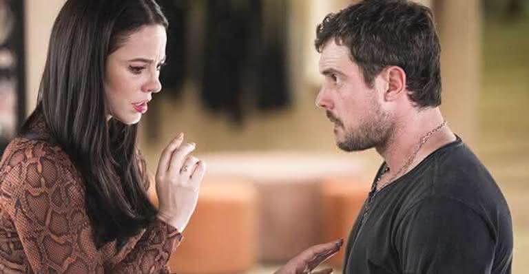 Vivi e Chiclete em cena da novela 'A Dona do Pedaço' - TV Globo