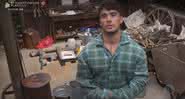 Lucas Viana toca sino para abandonar 'A Fazenda' - Record TV/ Playplus