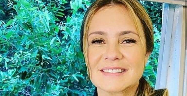 Adriana Esteves relaciona sua vida pessoal com a de sua personagem em 'Amor de Mãe' - Instagram