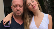 Nando Barreiros publicou uma foto da mulher e das filhas no Instagram e desabafou - Instagram