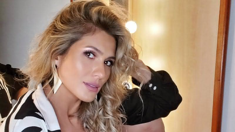 Lívia Andrade volta à apresentação do 'Fofocalizando', segundo colunista - Instagram