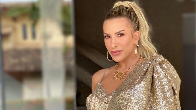 Lore Improta se descuida e mostra demais na web - Instagram
