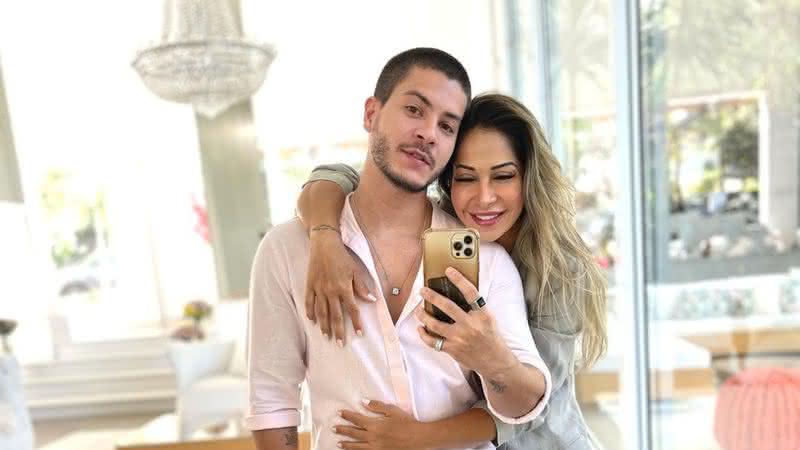 Motivo bombástico do casamento entre Maíra Cardi e Arthur Aguiar é revelado - Instagram