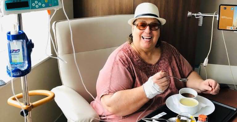 Mama Bruschetta se recupera após cirurgia para retirada de câncer - Instagram