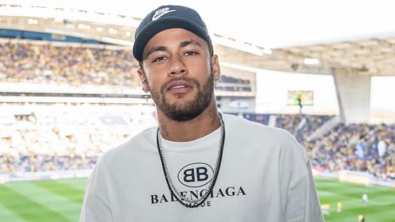 Neymar Jr. chega ao Brasil acompanhado de cantora após passarem dias juntos em Paris, afirma site - Reprodução/ Instagram