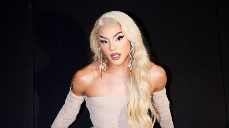 Sydney Salles, hairstylist de Pabllo Vittar, fala sobre o processo de criação por trás das famosas laces - Instagram