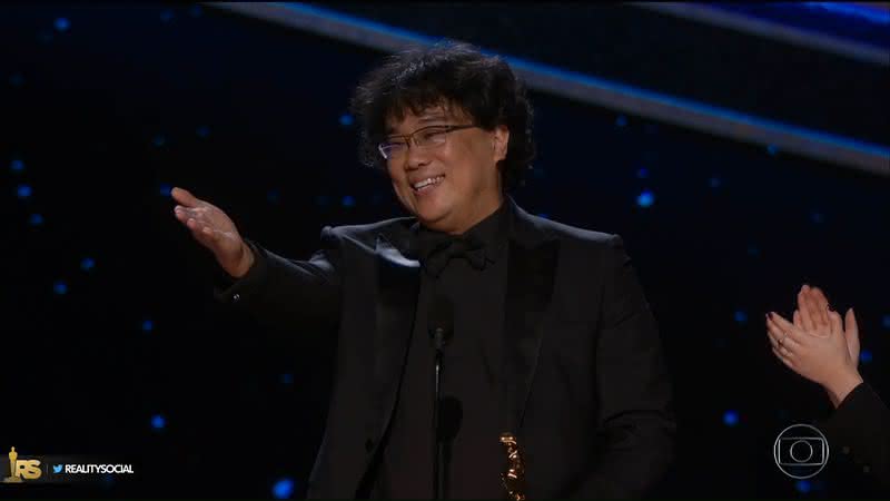 Bong Joon-ho leva o Oscar de Melhor Direção com "Parasita" - Twitter