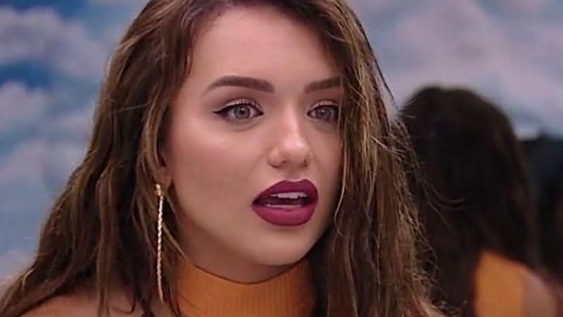 A influencer Gabi Lopes soltou o verbo sobre Rafa Kalimann dentro do Big Brother Brasil - Globo