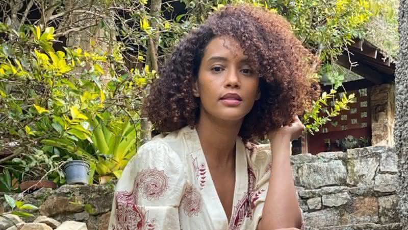 Taís Araujo dispensa maquiagem e exibe beleza natural - Instagram