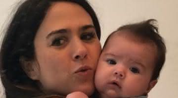 Explosão no fofurômetro!! Tata e sua filha Clara Maria - Instagram