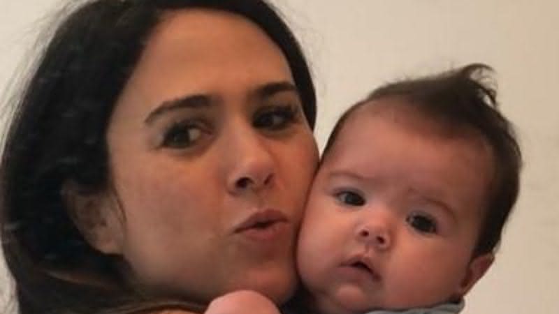 Clara Maria surge de shortinho e barriga de fora - Instagram