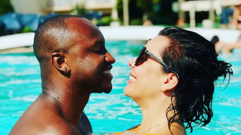 Thiaguinho e Fernanda Souza trocam declarações nas redes sociais - Instagram