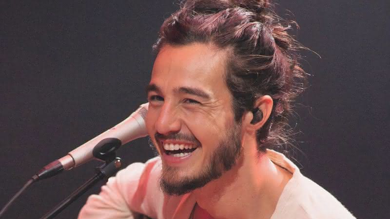 Tiago Iorc comemora 1 ano do álbum 'Reconstrução' com reflexão sobre amor e música - Instagram