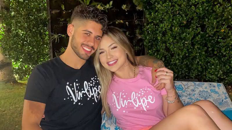 Em seu Instagram, Zé Felipe compartilhou clique romântico ao lado da namorada, Virginia Fonseca, e encantou os seguidores - Instagram