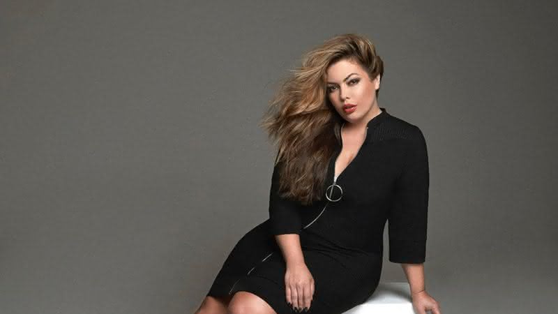 Fluvia Lacerda se torna a primeira modelo plus size alçada ao posto de top model - Divulgação