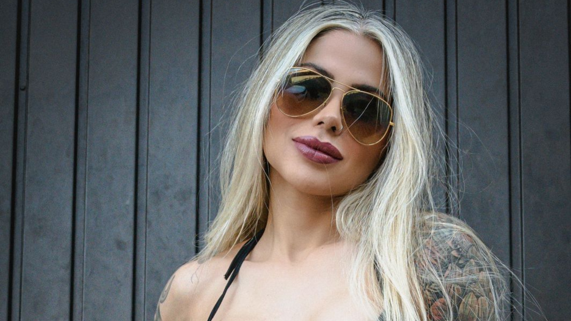 Campeã do BBB Vanessa Mesquita faz ensaio nu após cirurgia íntima