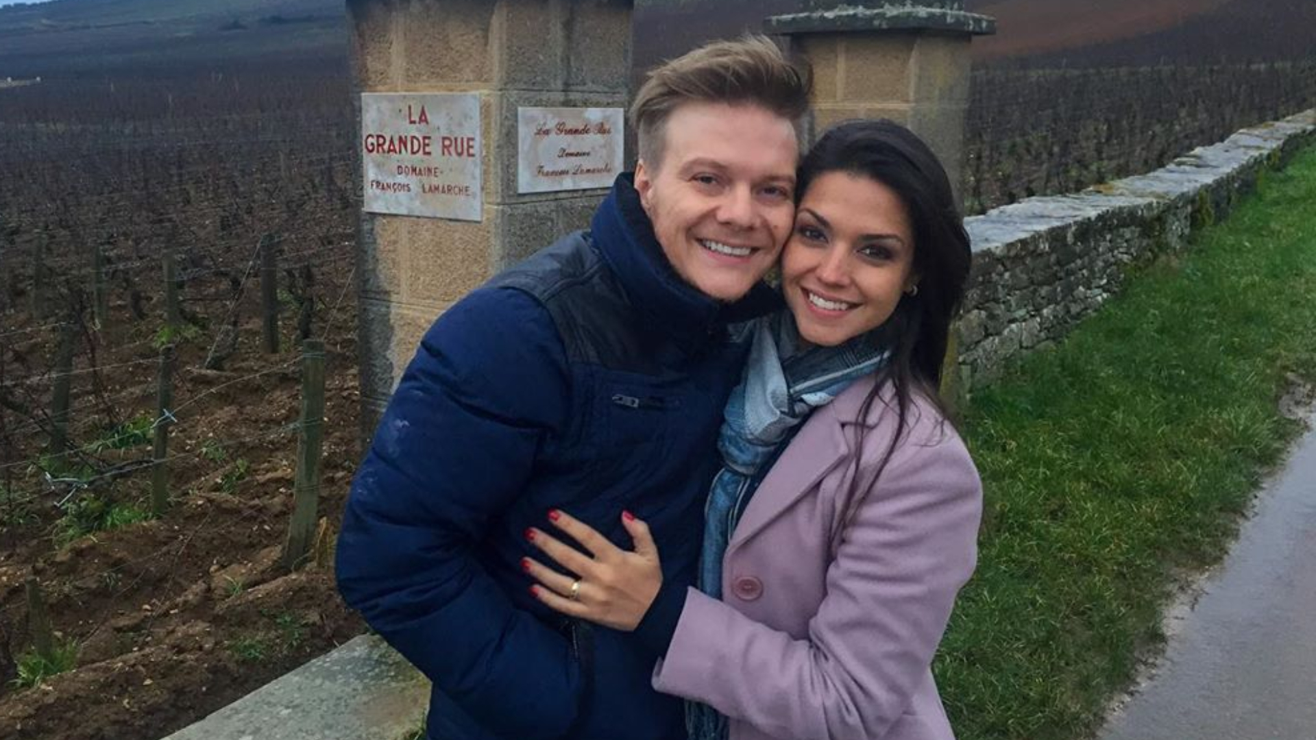 Inverno divertido! Tatá Fersoza e Michel Teló combinam looks em dia friozinho e brincam: “Mais algum casal com a mesma maturidade que a gente?”