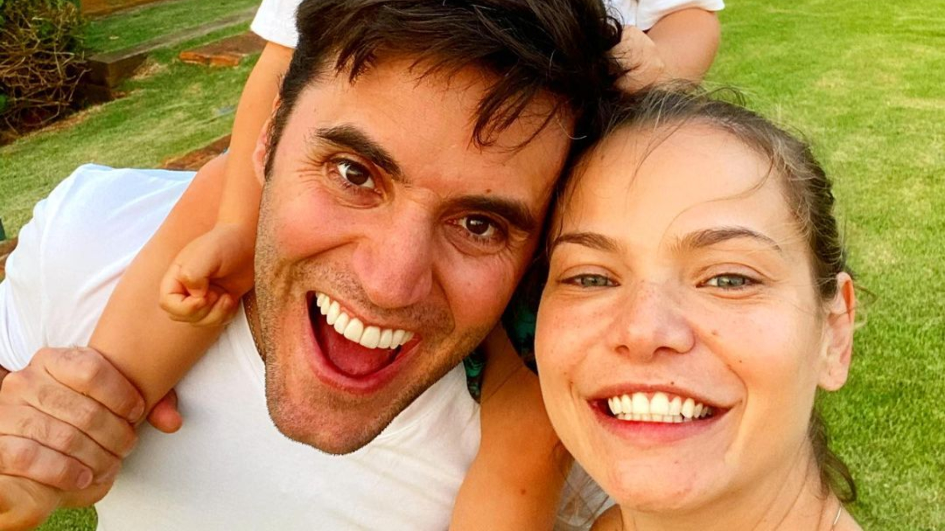 Vem baby! Milena Toscano anuncia que está grávida: ”Meu número 2 está a caminho”