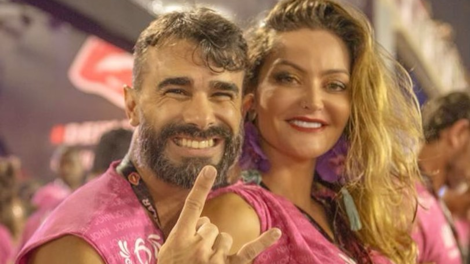 Após anunciarem o fim de seu relacionamento, Laura Keller e Jorge Sousa trocam farpas na web