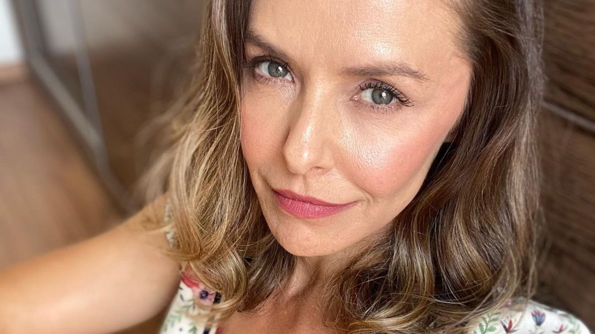É preciso falar sobre tudo isso! Feminismo, identidade de gênero e comunidade LGBTQIA+ viram pauta em programa de Bianca Rinaldi no Instagram
