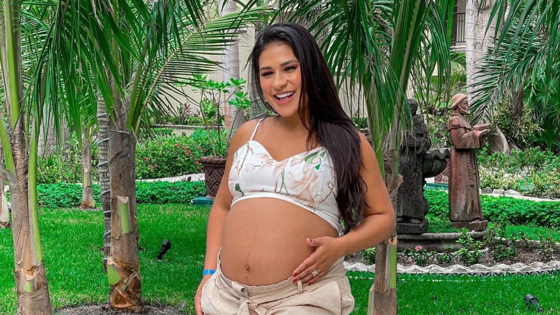 Simone expõe detalhes sobre vida sexual e revela fantasias na hora H