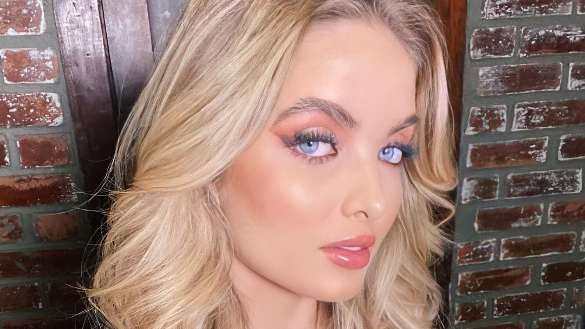 Antes e Depois! Inspirada em série da Netflix, Giovanna Chaves radicaliza seu visual