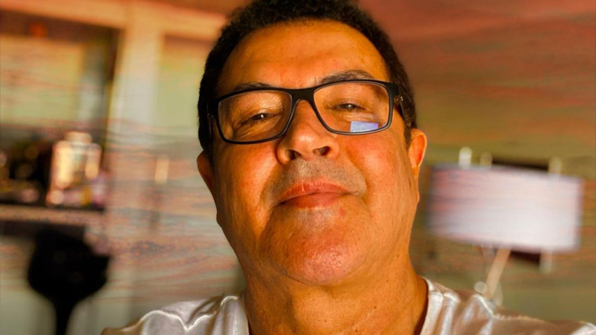 Beto Barbosa comemora cura do câncer: “100%”