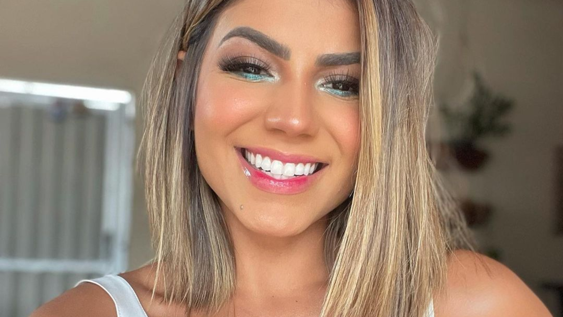 Hariany Almeida manda recado para os críticos sobre sua aparência e mostra que a pressão estética não tem limites