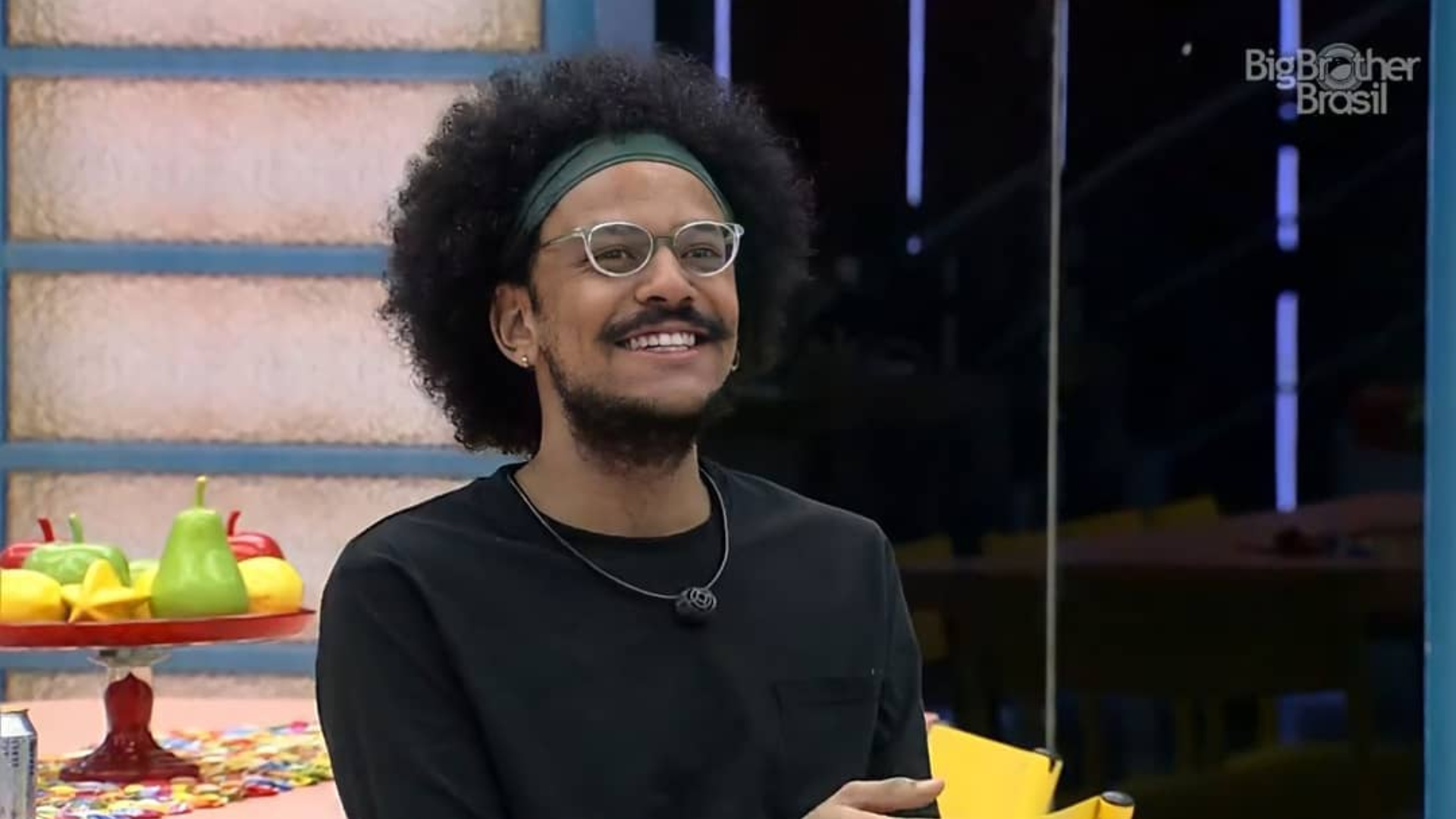 Psicólogo explica motivo de João Luiz não ter reagido na hora ao comentário sobre seu cabelo feito por Rodolffo no ‘BBB21’