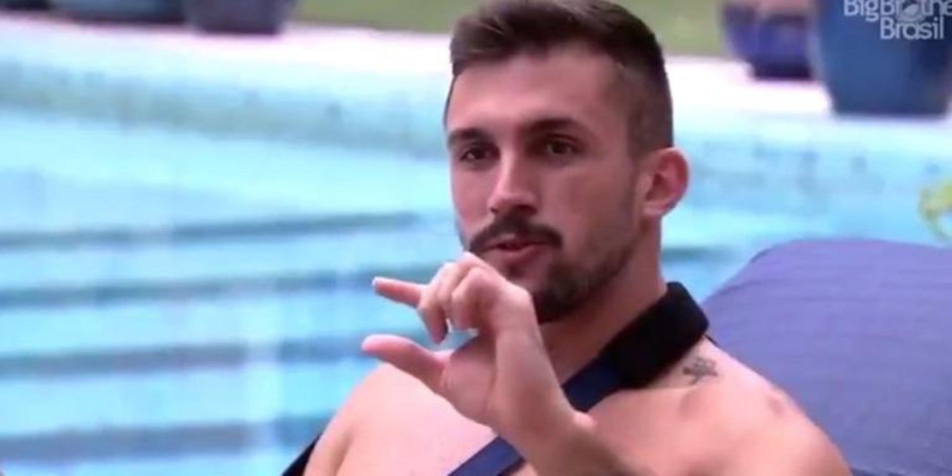 BBB21: Arthur revela ter ‘fama’ de bem dotado, diz que é chamado de Jonas e se gaba por tamanho