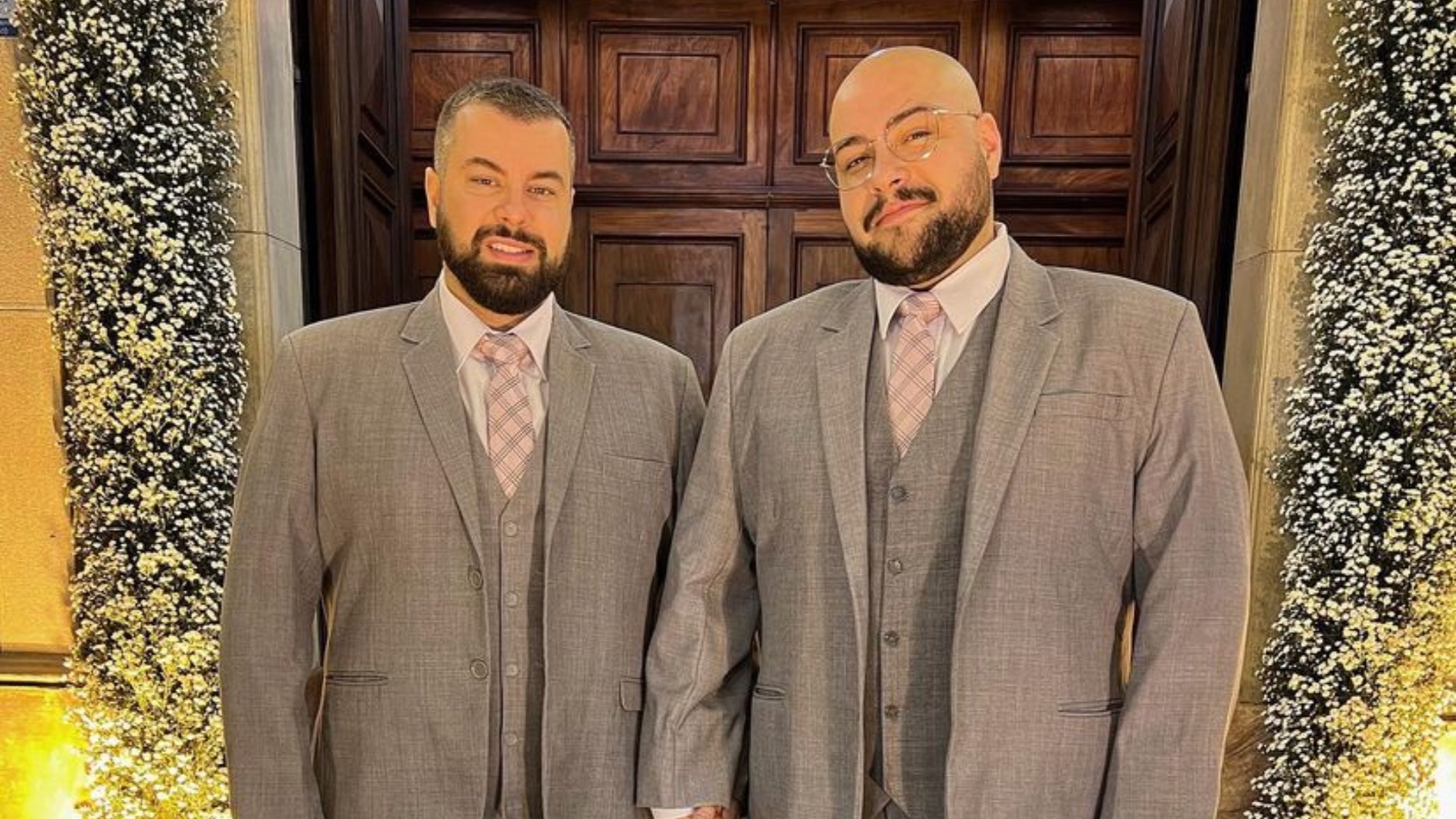 Tiago Abravanel e Fernando Poli comemoram casamento com festa milionária após seis anos juntos