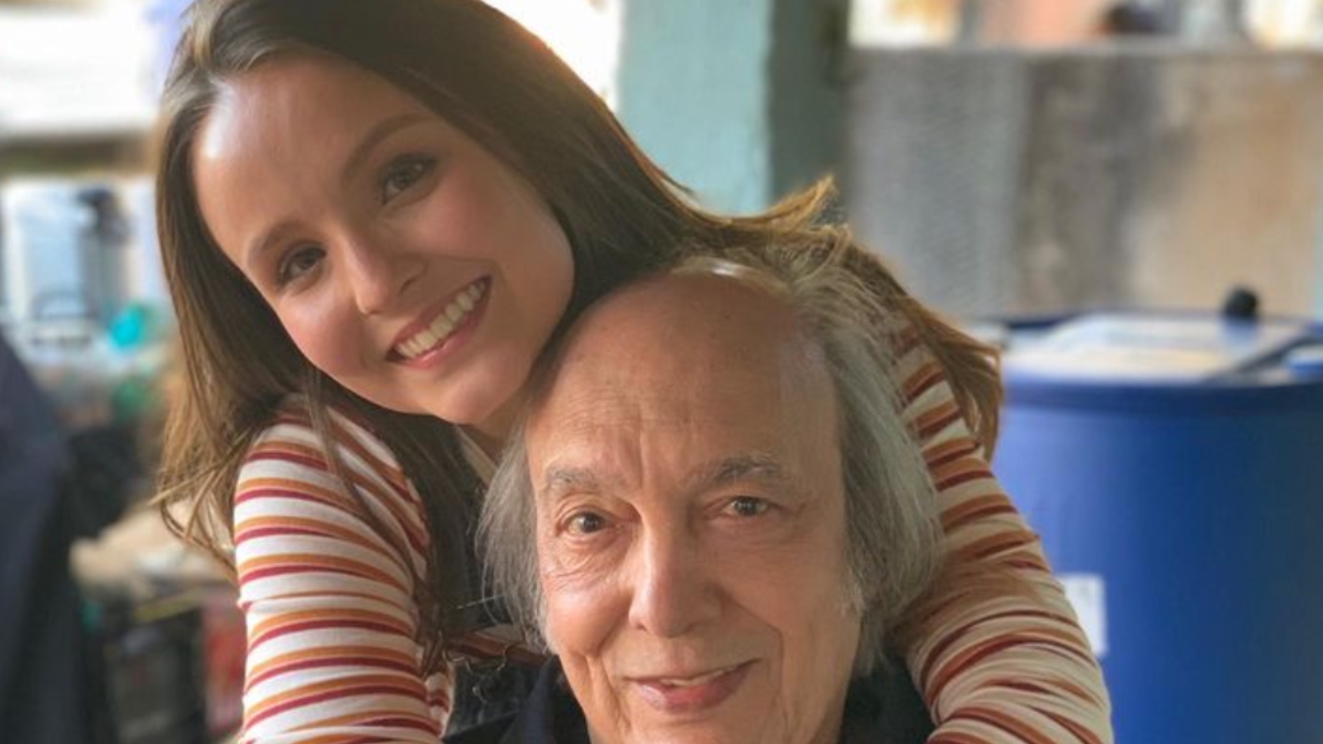 Larissa Manoela lamenta falecimento de Erasmo Carlos: “Me acolheu sem nem me conhecer”