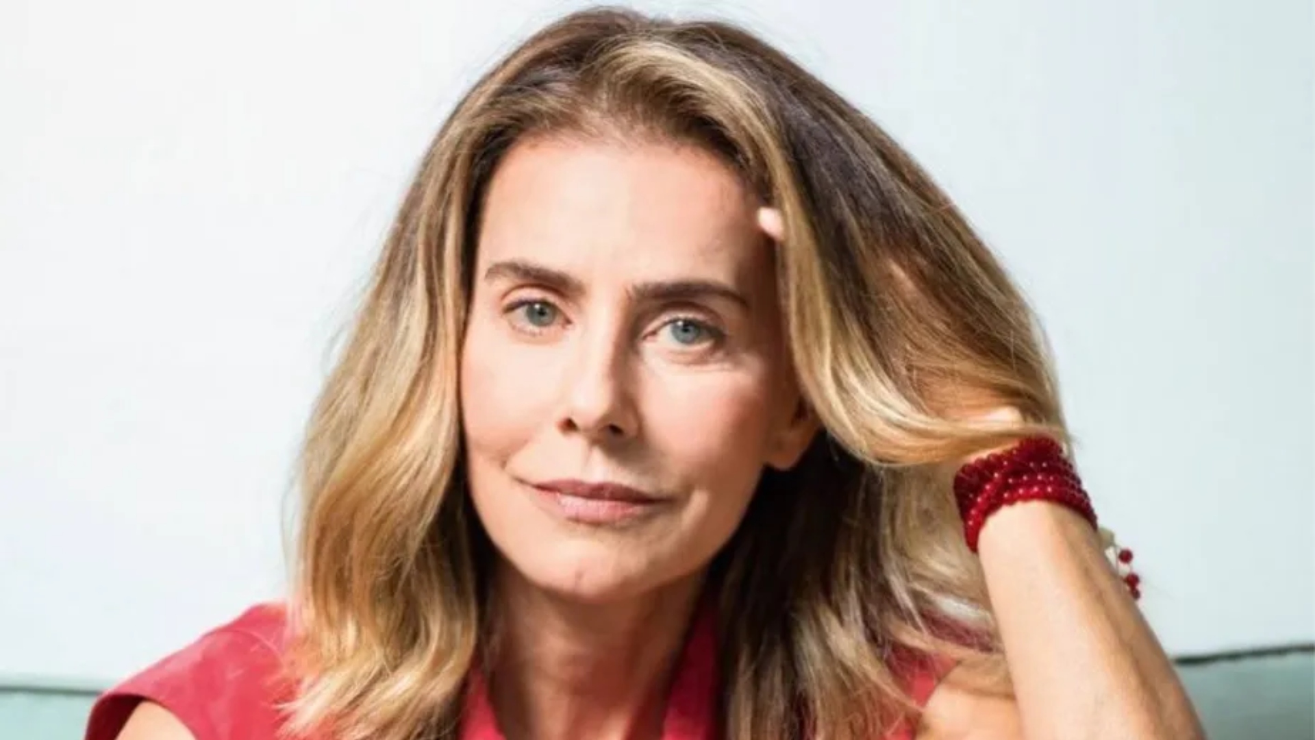 Maitê Proença nega bissexualidade e faz desabafo sobre ausência em novelas
