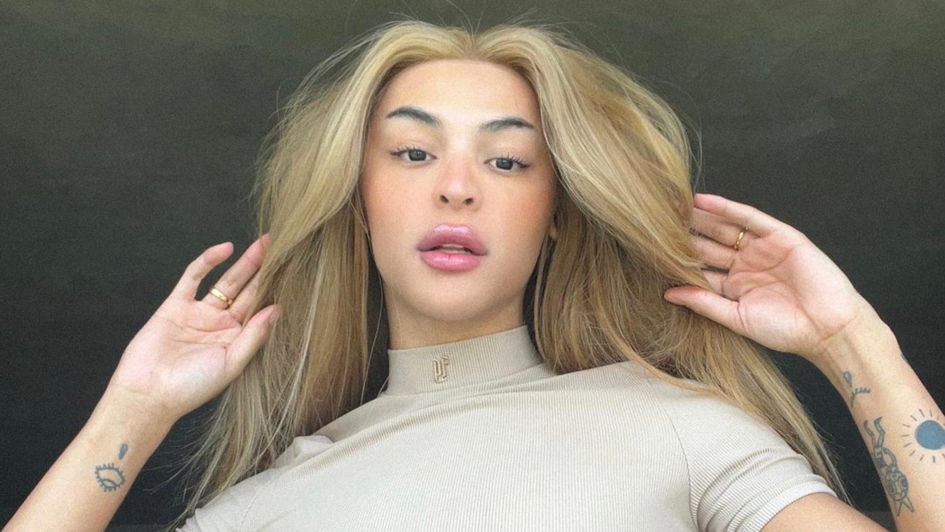 Pabllo Vittar enlouquece a web com clique ousadíssimo