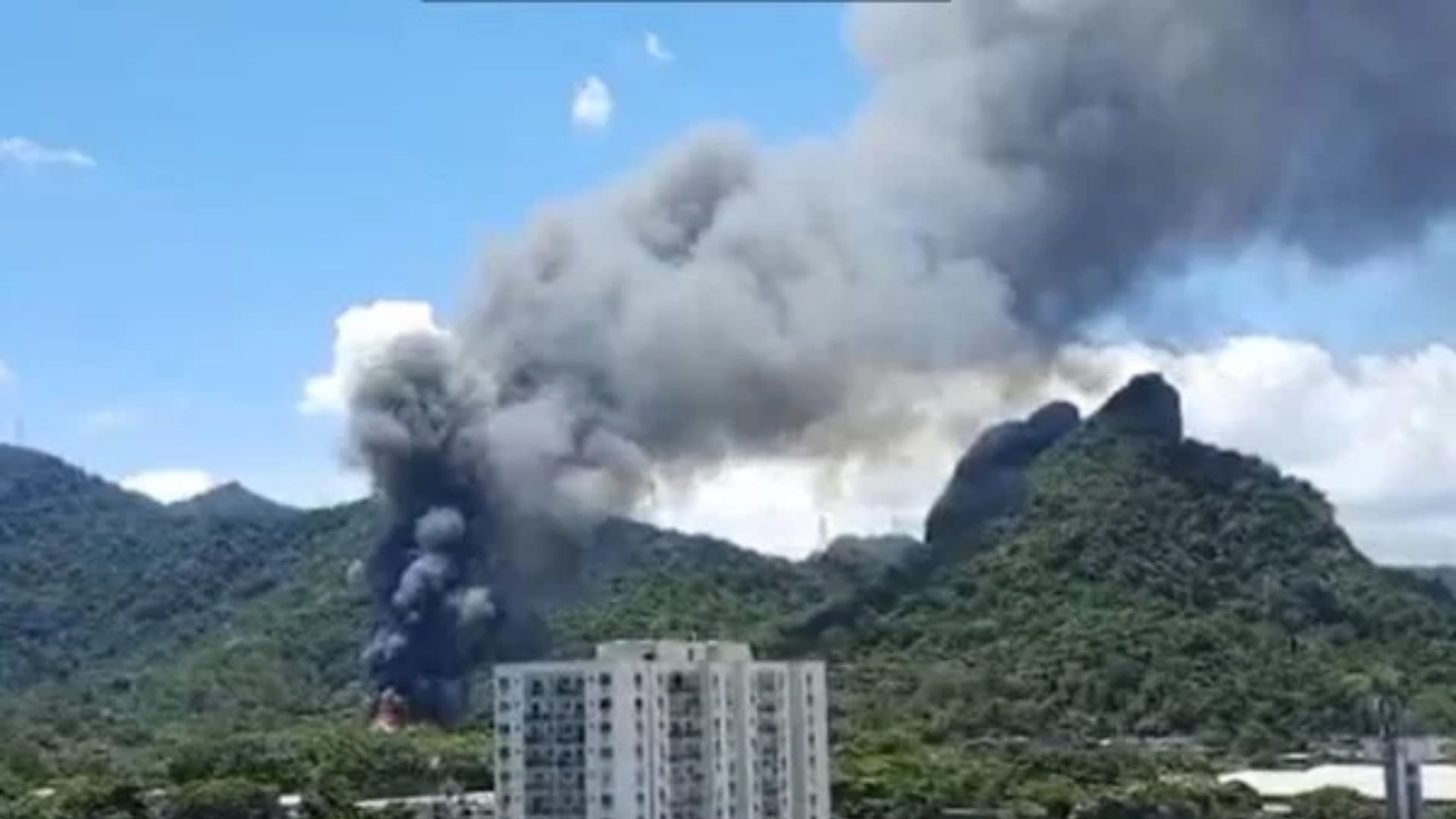 Incêndio atinge os Estúdios Globo, mais conhecido como Projac, no Rio de Janeiro