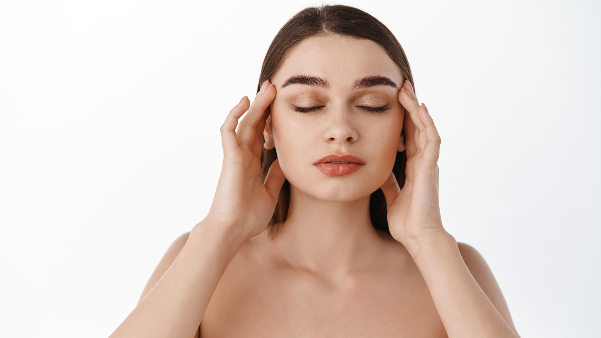 5 movimentos de ginástica facial para você testar