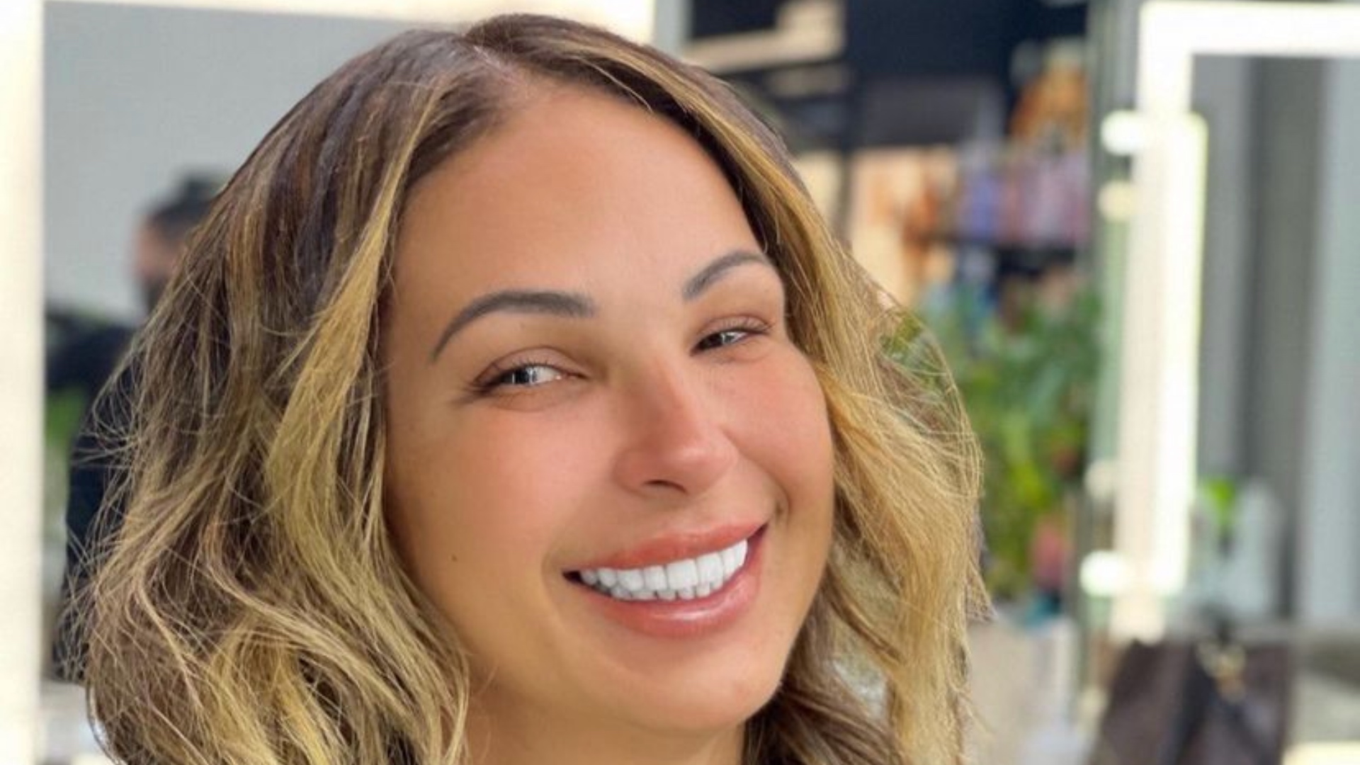 Valesca Popozuda revela desejo de “furar o olho” do próprio filho durante a Farofa da Gkay