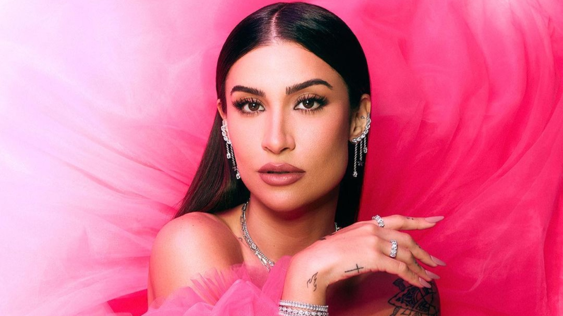 Bianca Andrade rompe com marca de cosméticos e inicia própria produção de maquiagens