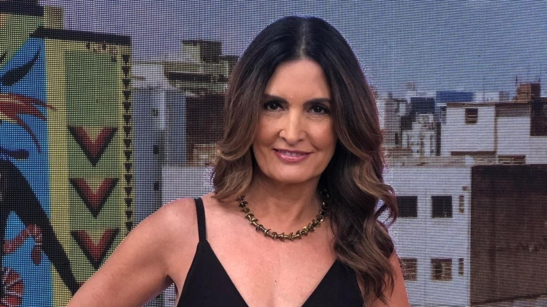 Fátima Bernardes faz críticas a atos de violências de bolsonaristas em Brasília