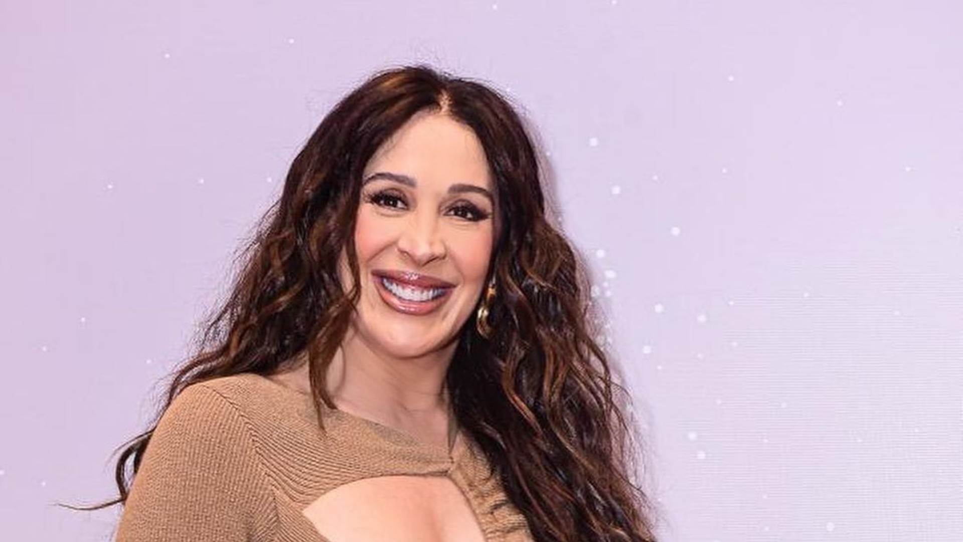 Claudia Raia se pronuncia após termo indevido