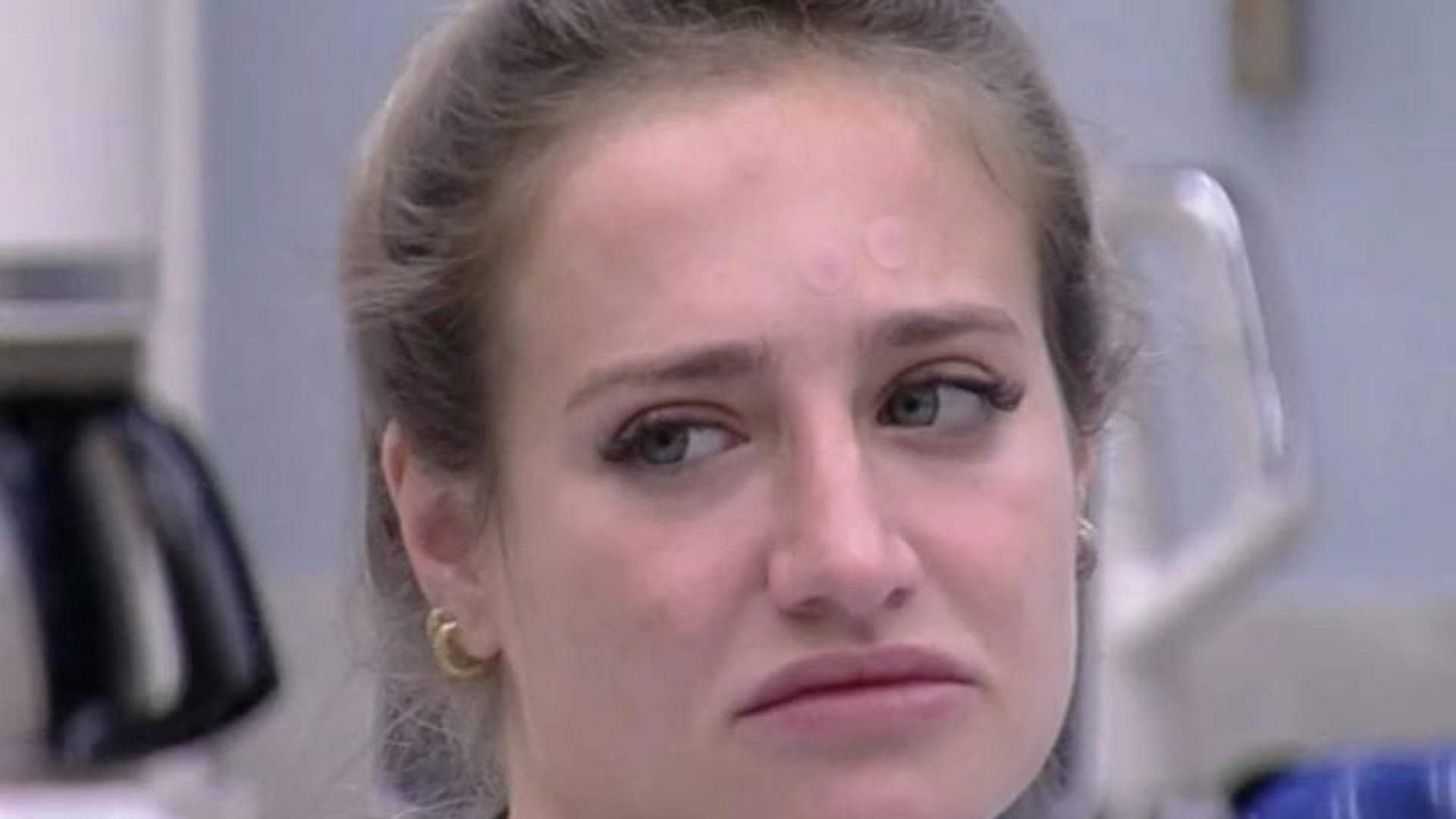 BBB23: Bruna Griphao perde a paciência com sujeira: “As pessoas são porcas”