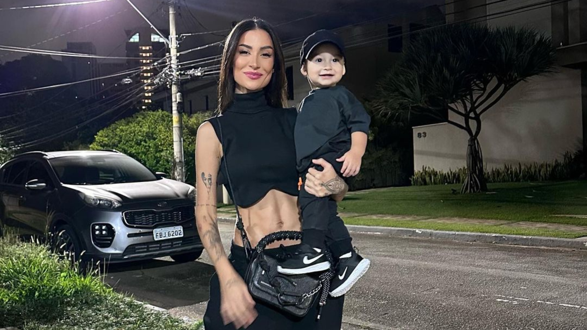 Bianca mostra cozinha de brinquedo do filho e web diz: “Mais equipada do que a minha”