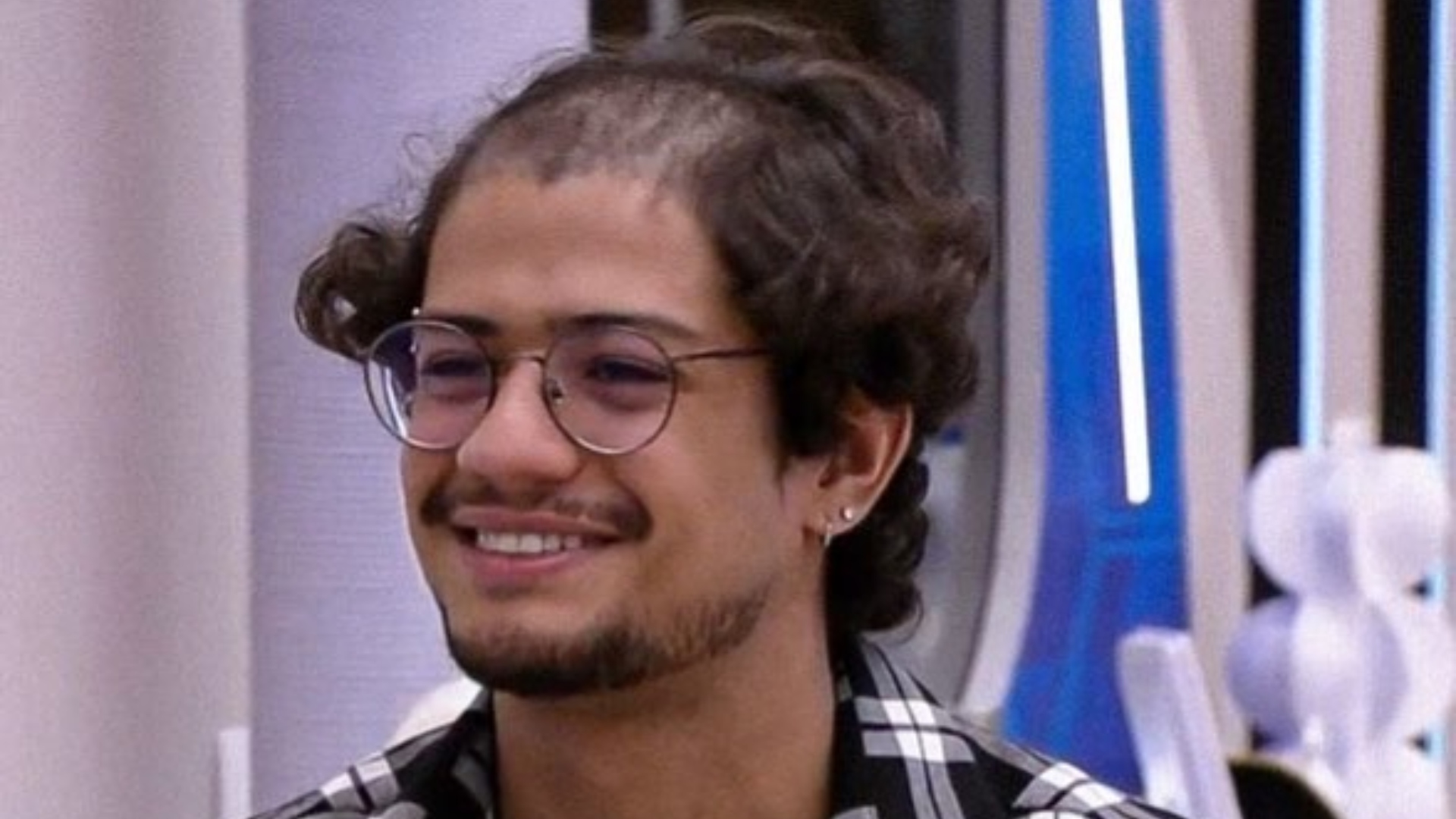 BBB23: Ao vivo, Tadeu Schmidt dá bronca em Gabriel