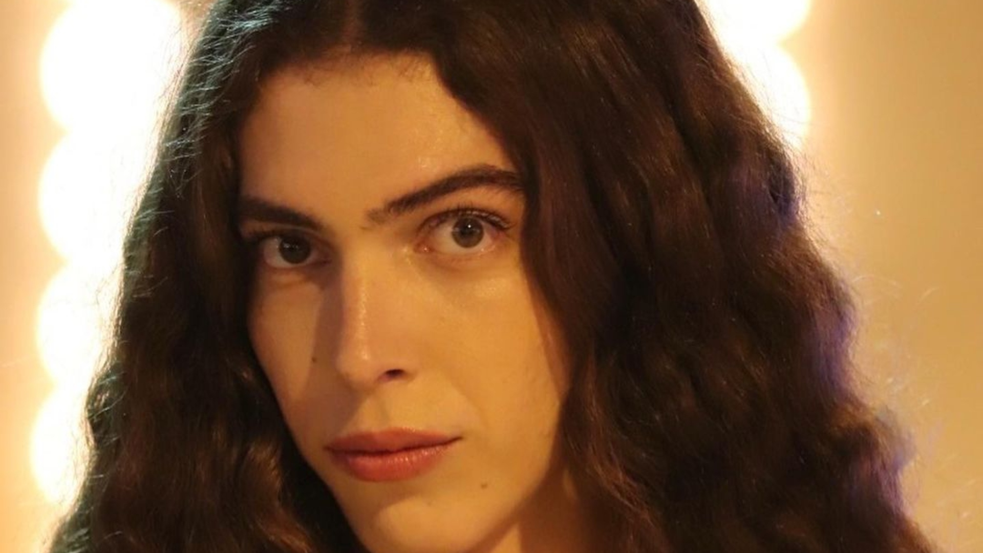 Atriz de Mar do Sertão, Jade Sassará, denuncia transfobia: “Eu quero viver”