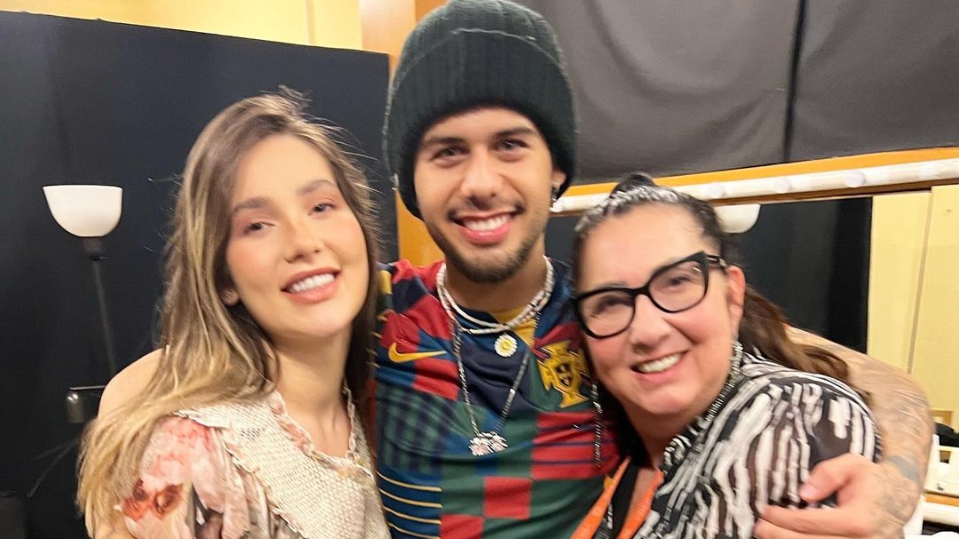 Mãe de Virginia Fonseca detona criação da filha da influencer: “Está errado”
