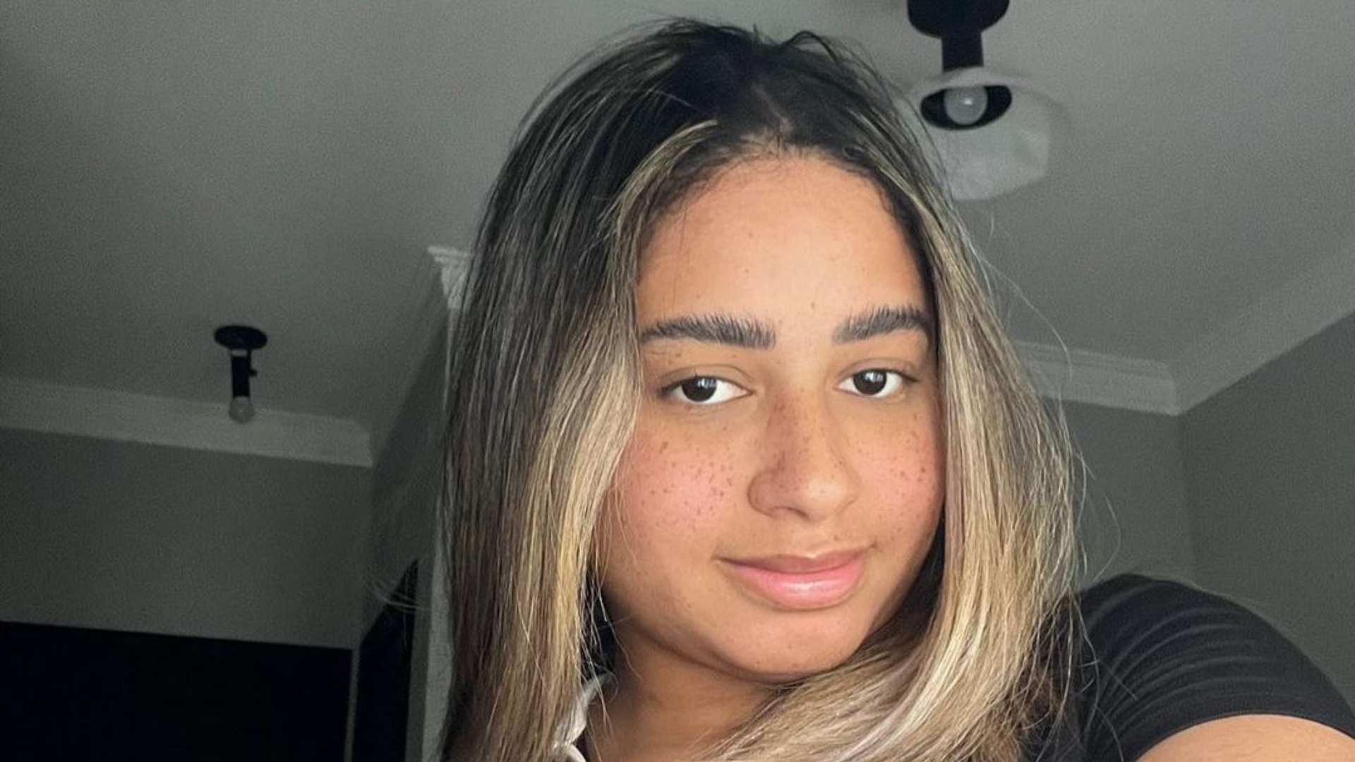 Mc Loma faz desabafo sobre fase difícil da vida: “Não desistam de mim”