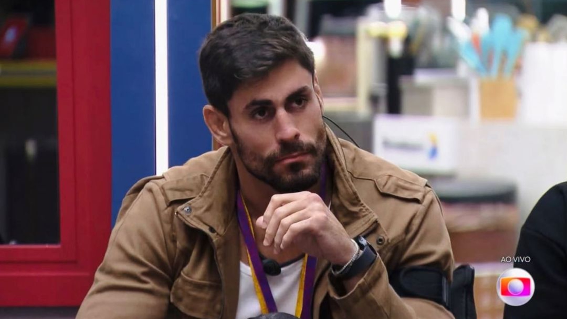 Cara de Sapato volta para redes sociais após sumiço: “Cuidar mais de mim”