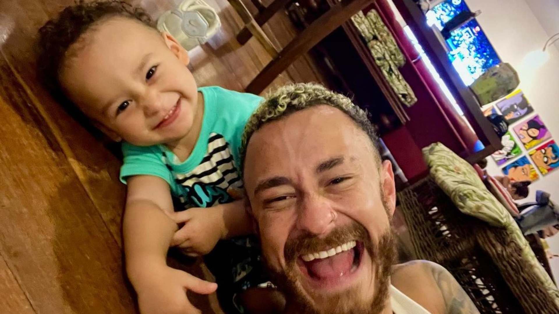 BBB23: Fred compartilha vídeo emocionante de reencontro do filho